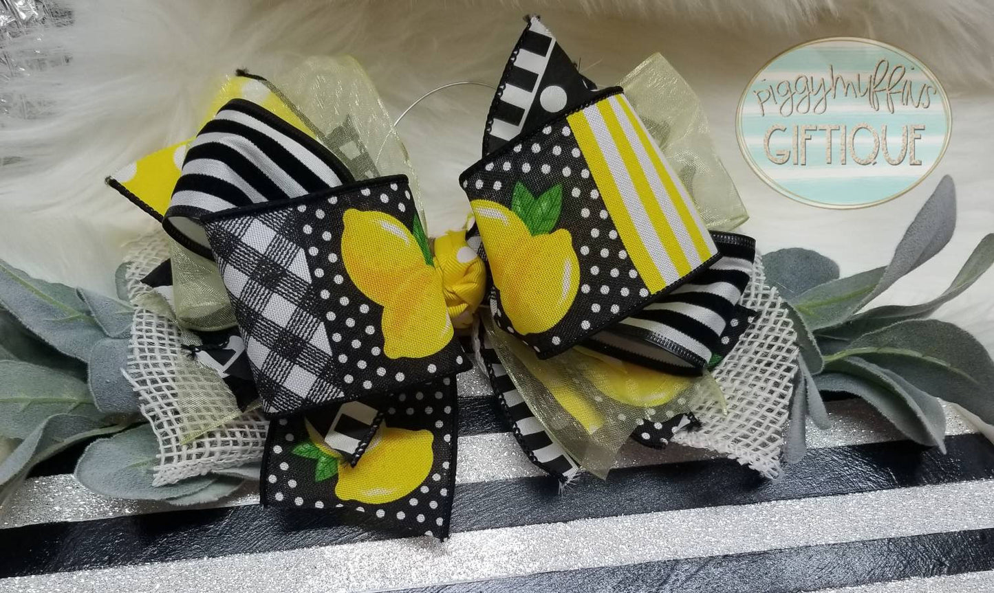 Welcome Door Hanger - Yellow Door Hanger - Striped Door Hanger - Lemon Door Hanger