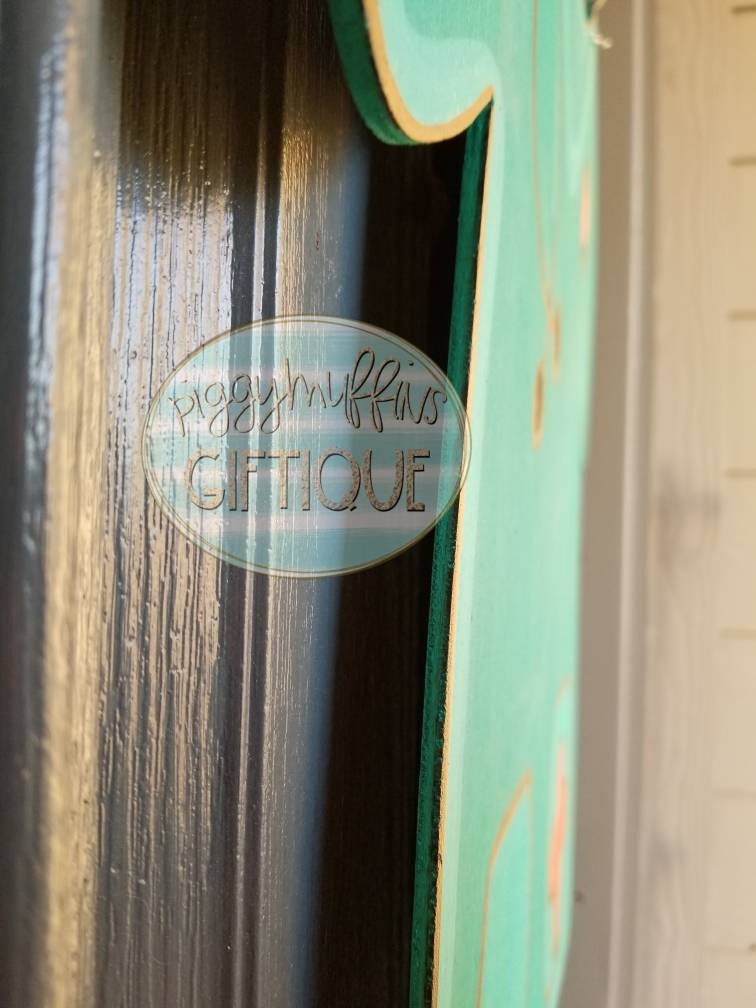 Healthcare Worker Scrub Door Hanger: Appreciation Gift