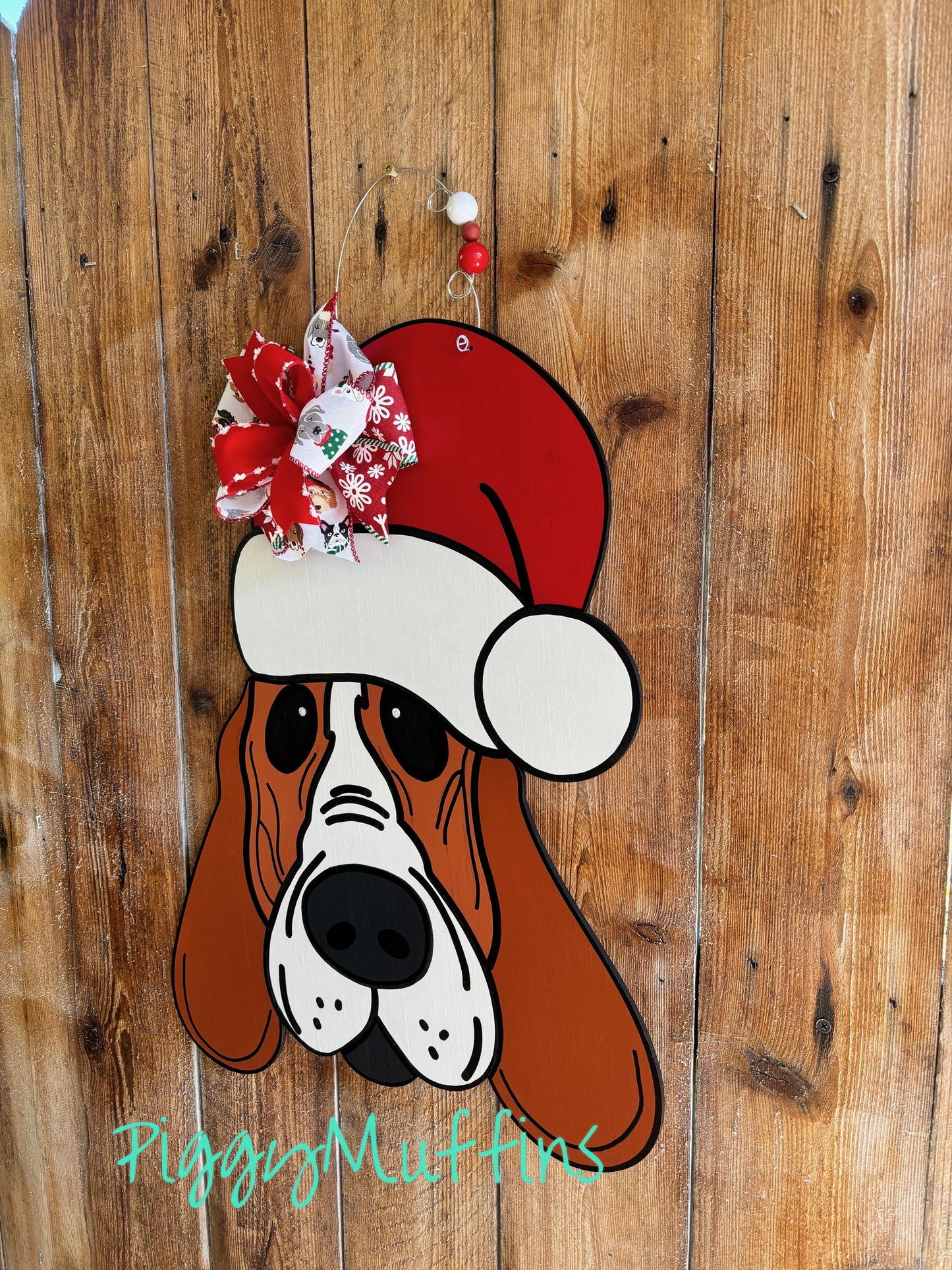 Basset Hound Door Hanger | Christmas Door Hanger | Basset Hound Christmas Wreath | Christmas Wreath | PiggyMuffins | Basset Hound Gift