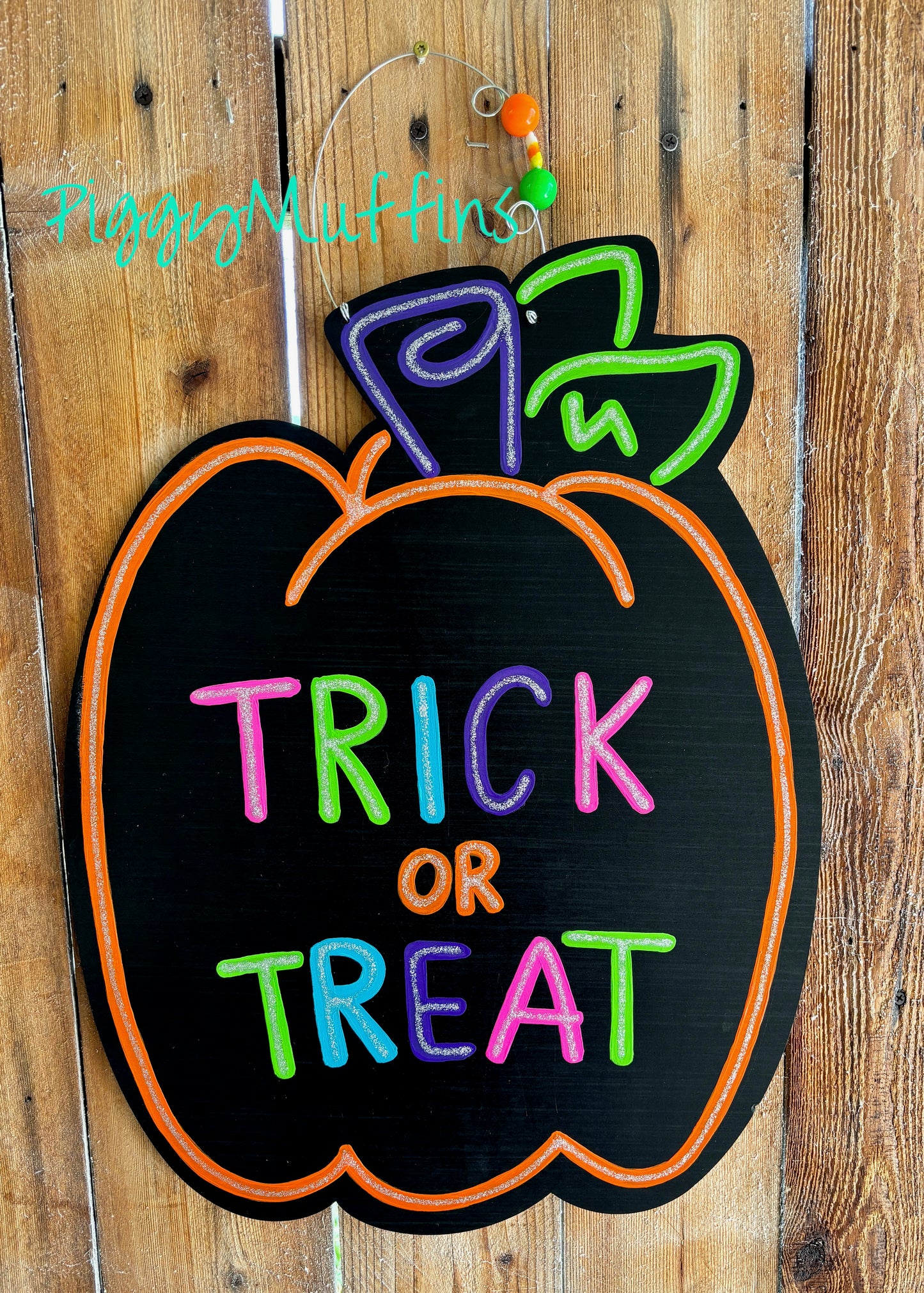 SHIPS TODAY Halloween Door Hanger | Trick or Treat Door Hanger |  Jack-O-Lantern Halloween Door Hanger| Halloween Wreath | PiggyMuffins