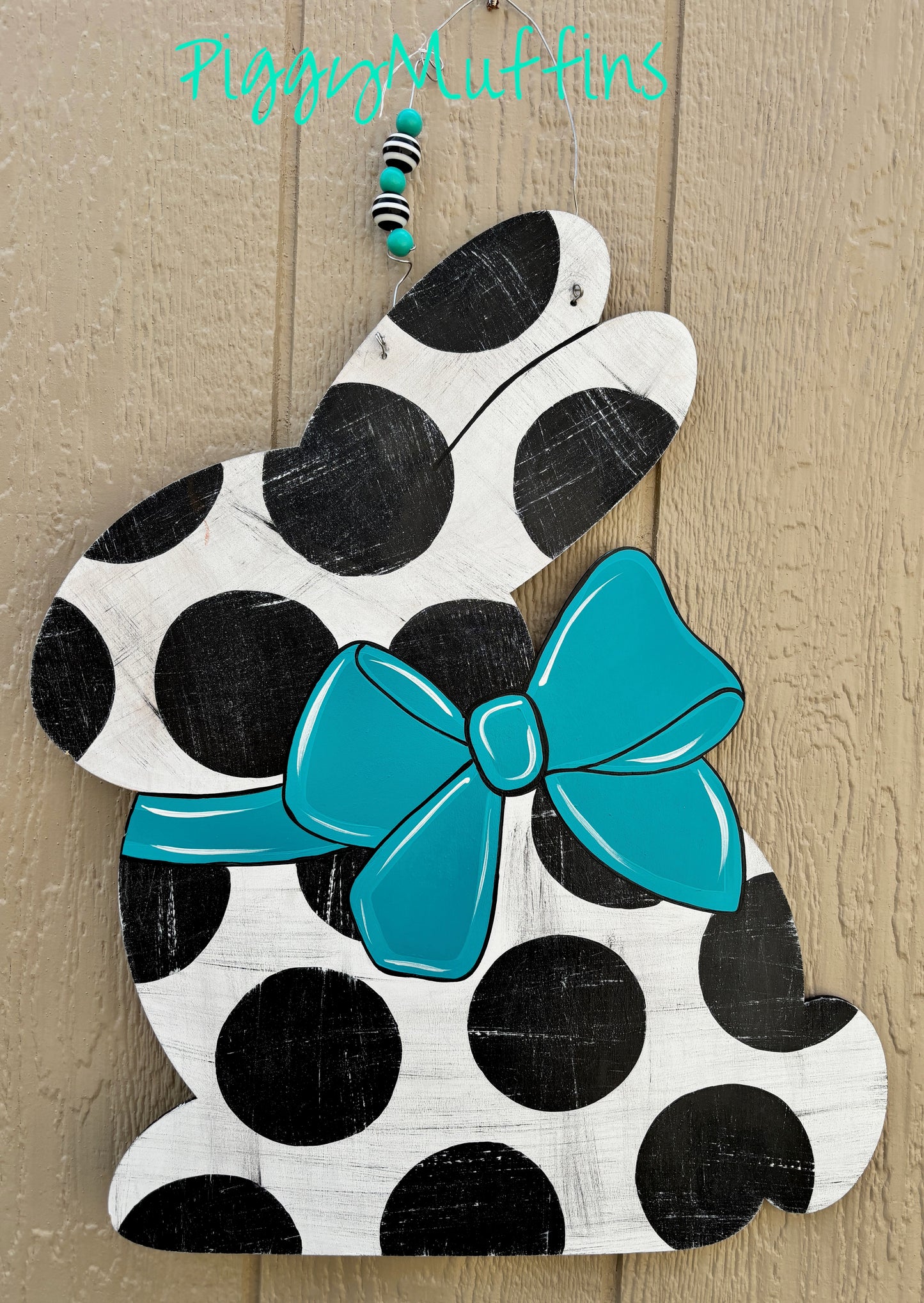 Bunny Door Hanger | Easter Bunny Door Hanger | Easter Wreath | Spring Door Hanger| Spring Wreath | PiggyMuffins | Easter Bunny |Spring Decor