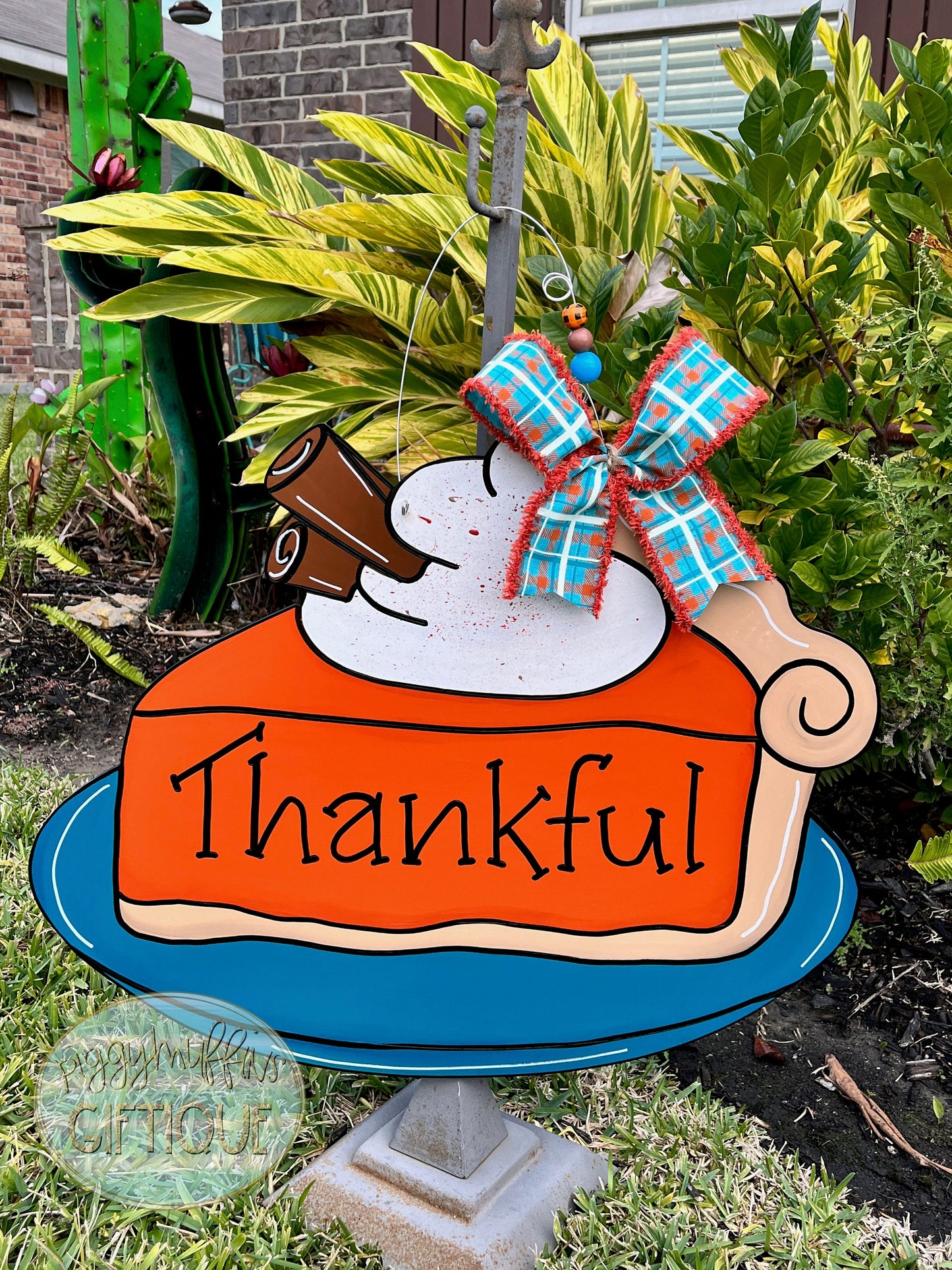 Thanksgiving Door Hanger | Fall Door Hanger |  Thanksgiving Wreath | Pumpkin Pie Hanger |  PiggyMuffins | Door Hanger | Pumpkin Door Hanger