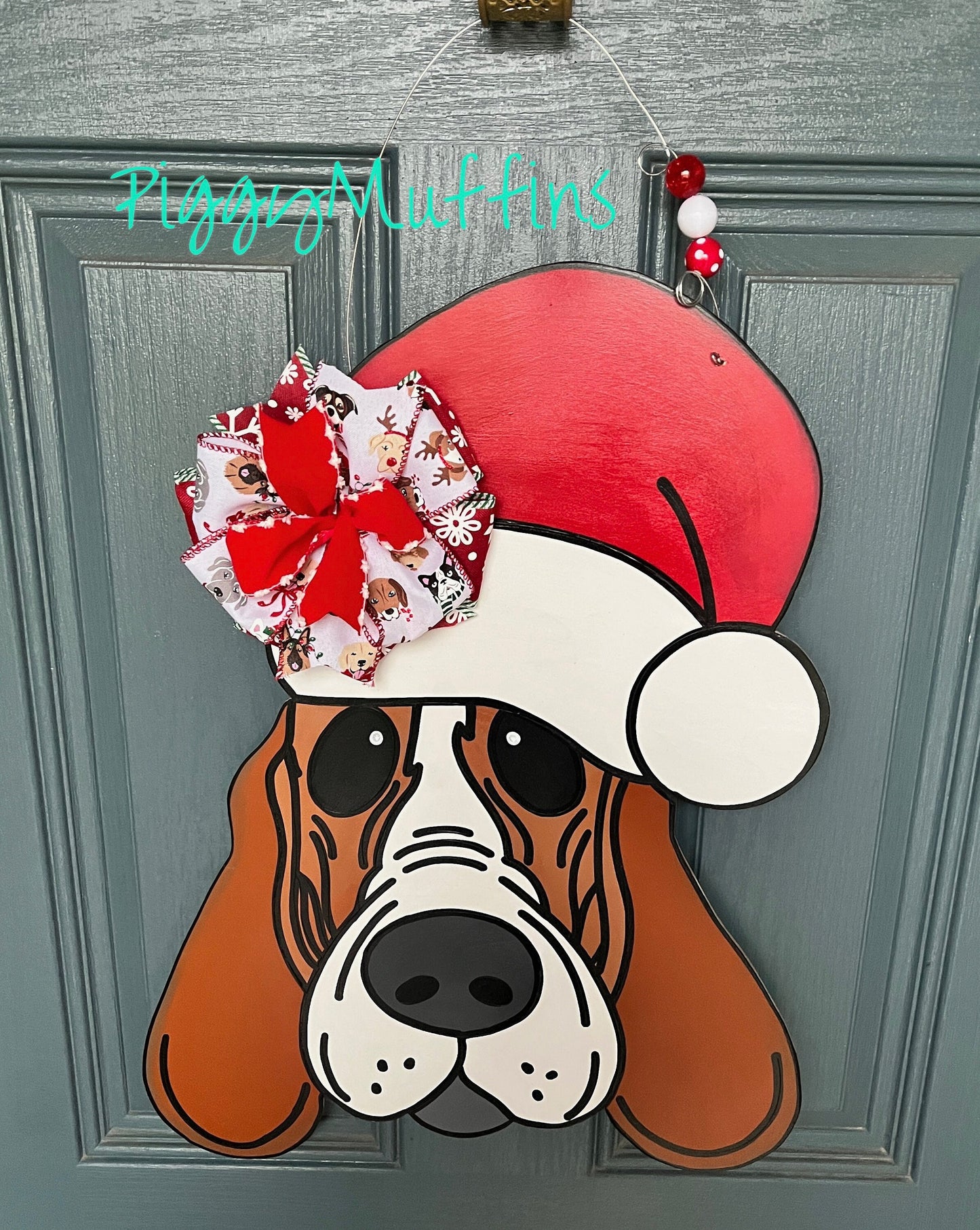 Basset Hound Door Hanger |  Christmas Door Hanger | Basset Hound Christmas Wreath | Christmas Wreath | PiggyMuffins | Basset Hound Gift