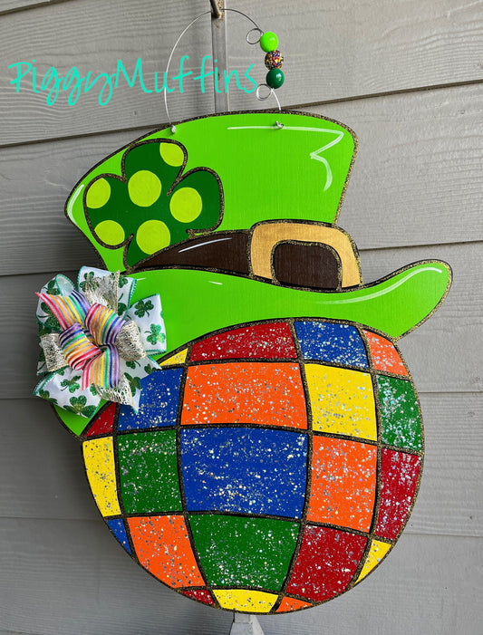 SHIPS TODAY! St. Patrick's Door Hanger | Door Hanger | St. Patrick's Wreath | Spring Door Hanger| Spring Wreath | PiggyMuffins |