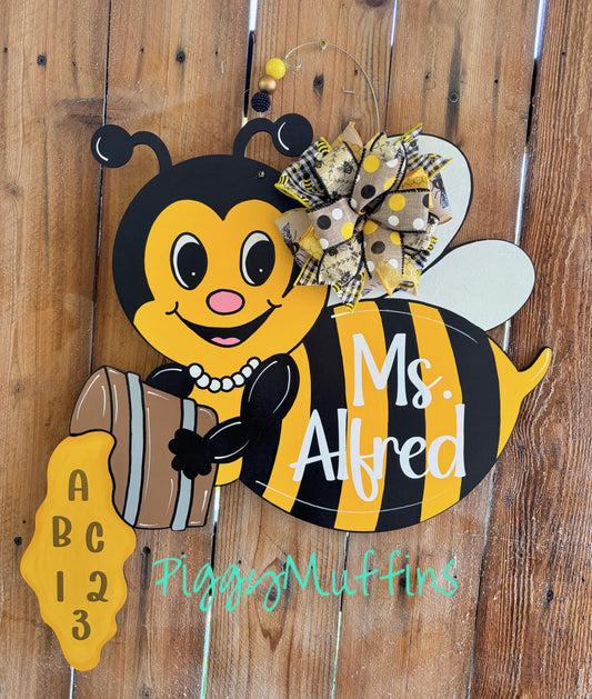 Bee School Door Hanger - Classroom Door Hanger - Honey Bee Door Hanger - Teacher Door Hanger - Door Hanger - PiggyMuffins