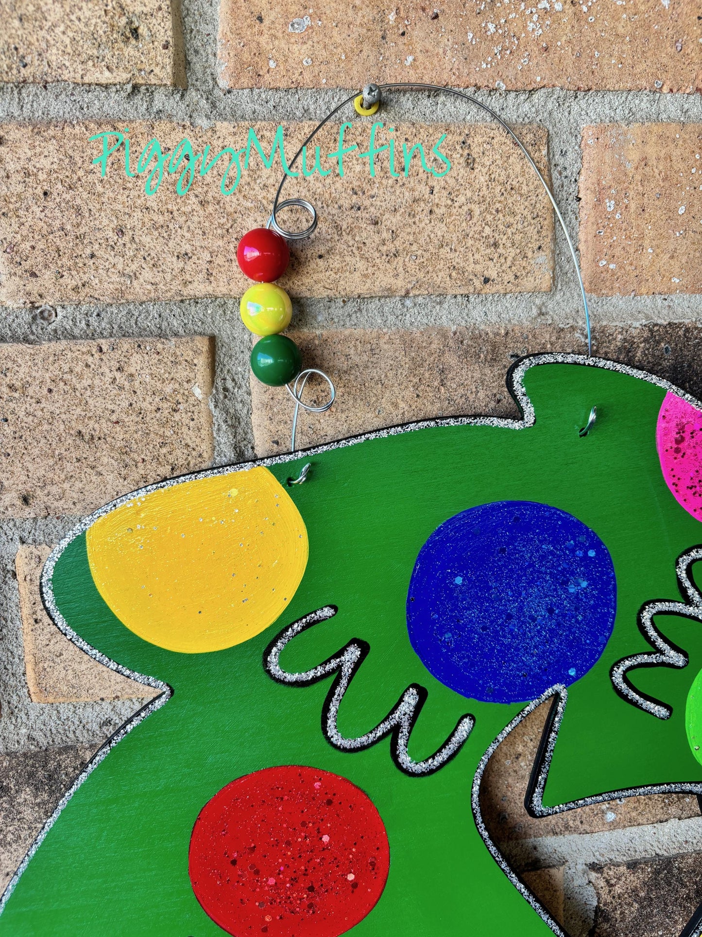 SHIPS TODAY! Christmas Tree Door Hanger |  Christmas Door Hanger |  Christmas Tree Wreath | Christmas Wreath | PiggyMuffins