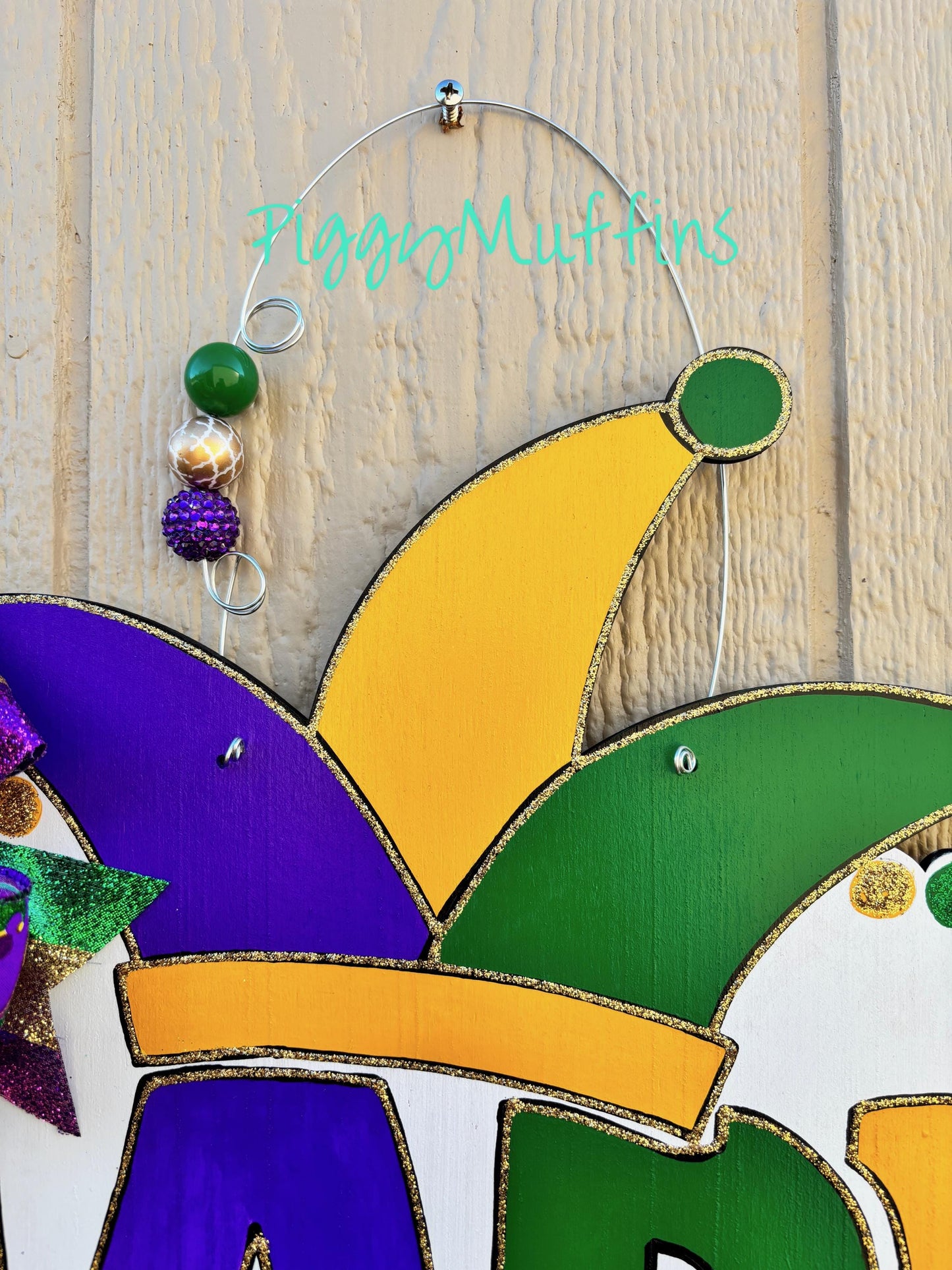 SHIPS TODAY! Mardi Gras Door Hanger | Mardi Gras Sign | Mardi Gras Door Sign | Mardi Gras Wreath | Mardi Gras Decoration | Piggymuffins