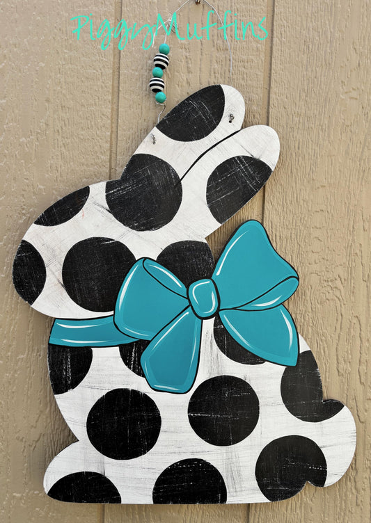 Bunny Door Hanger | Easter Bunny Door Hanger | Easter Wreath | Spring Door Hanger| Spring Wreath | PiggyMuffins | Easter Bunny |Spring Decor